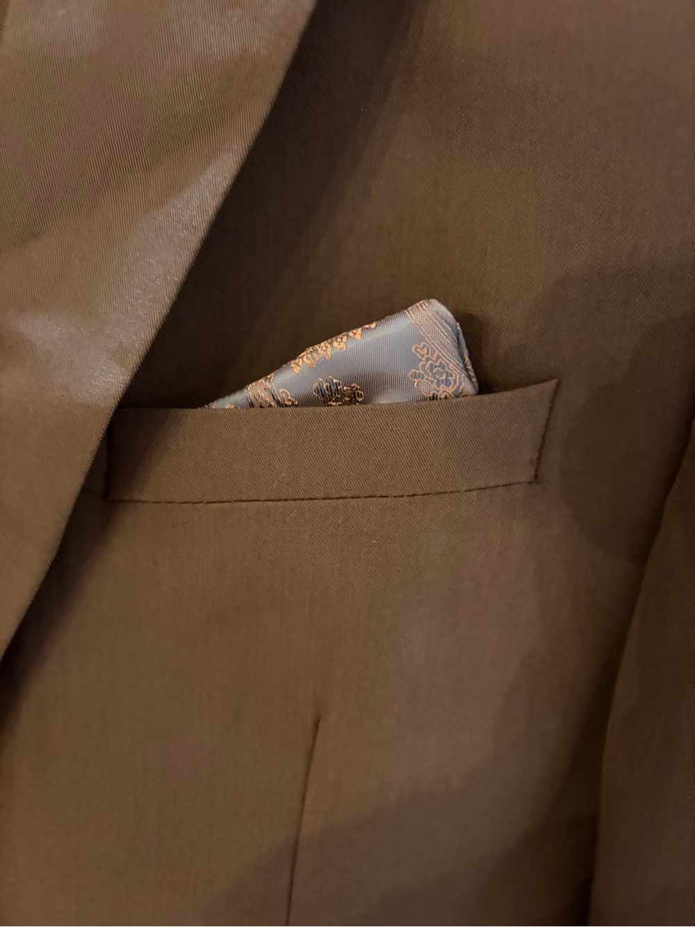 Men's Brown Two-Piece Tailored Suit Jacket & Trousers - Picture 4 of 7